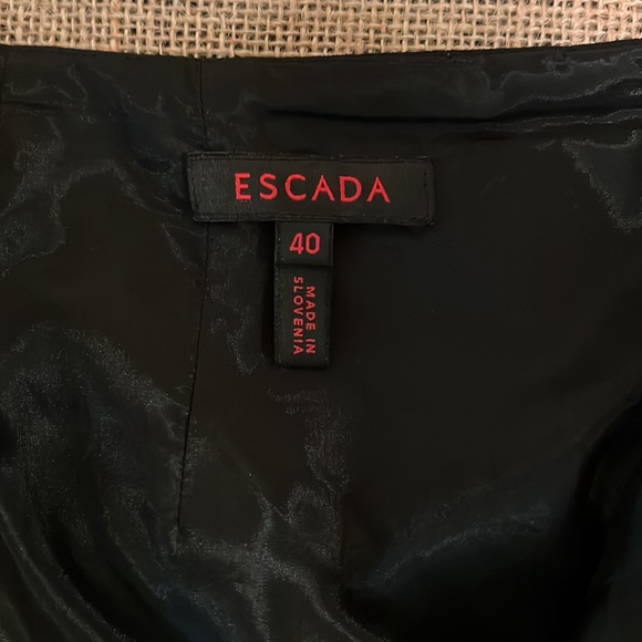 Escada Skirt - Picture 5 of 5